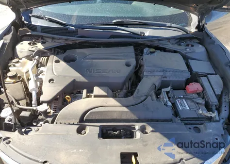 2018 Nissan Altima 2.5 из США, поврежденный, VIN 1N4AL3AP2JC116217